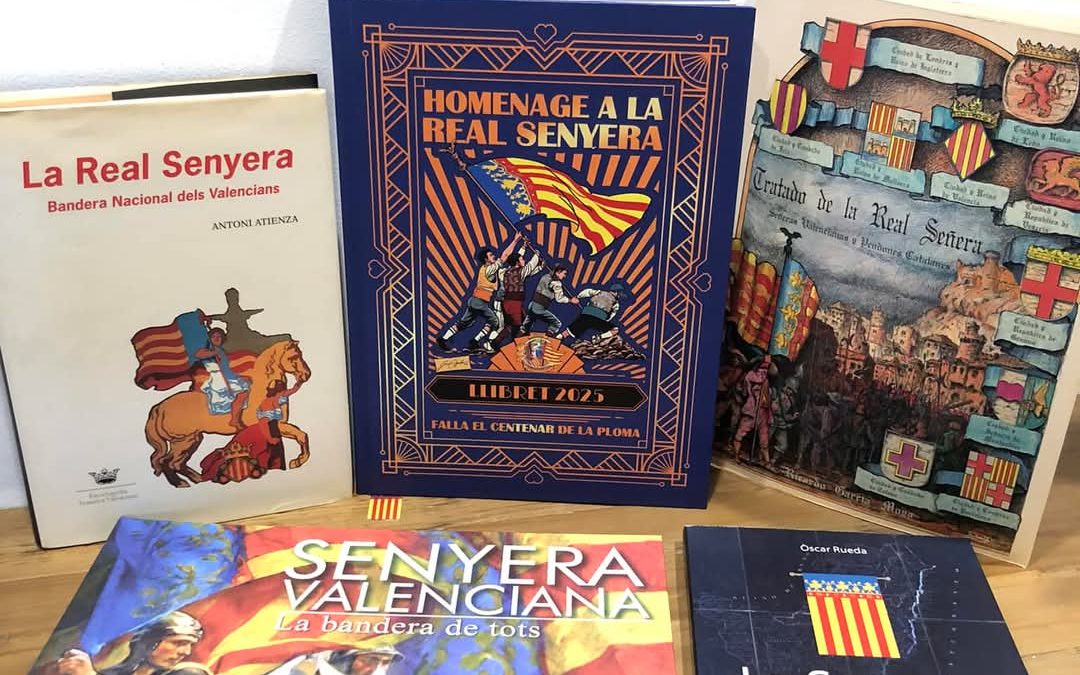 «Homenage a la Real Senyera», un llibret de bandera